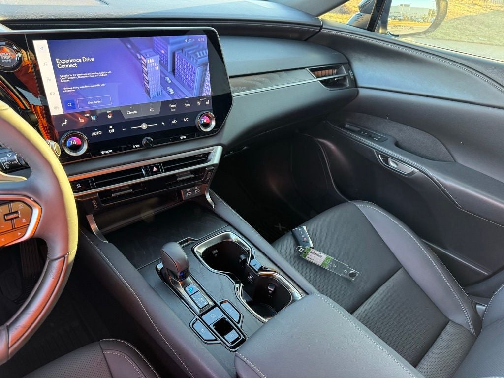 2025 Lexus RX 350 Navigation L/Certified Unlimited Mile Warranty