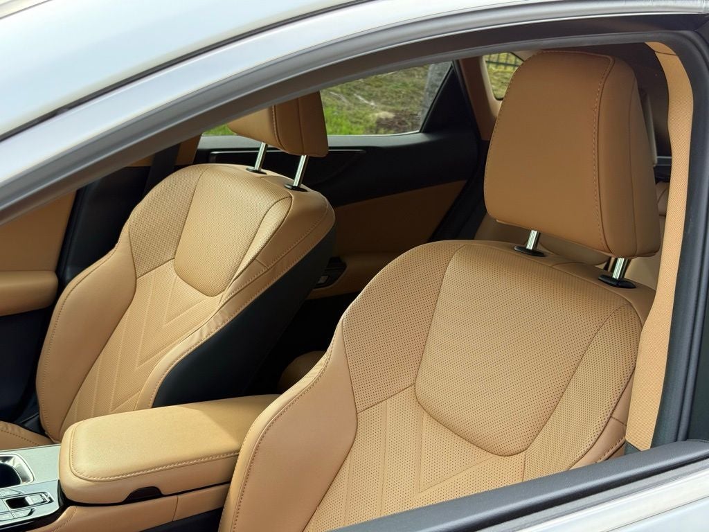 2023 Lexus NX 350 Luxury Panoramic Glass Roof