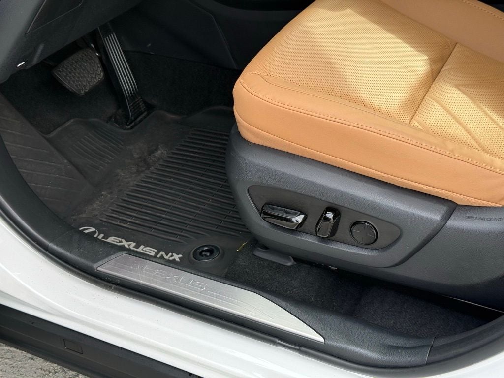 2023 Lexus NX 350 Luxury Panoramic Glass Roof