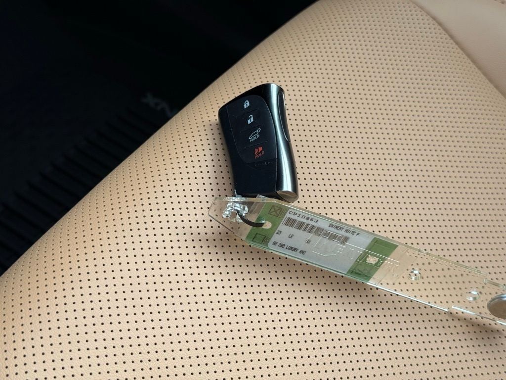 2023 Lexus NX 350 Luxury Panoramic Glass Roof