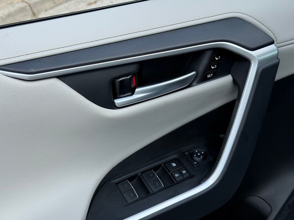 2025 Toyota RAV4 Hybrid Limited