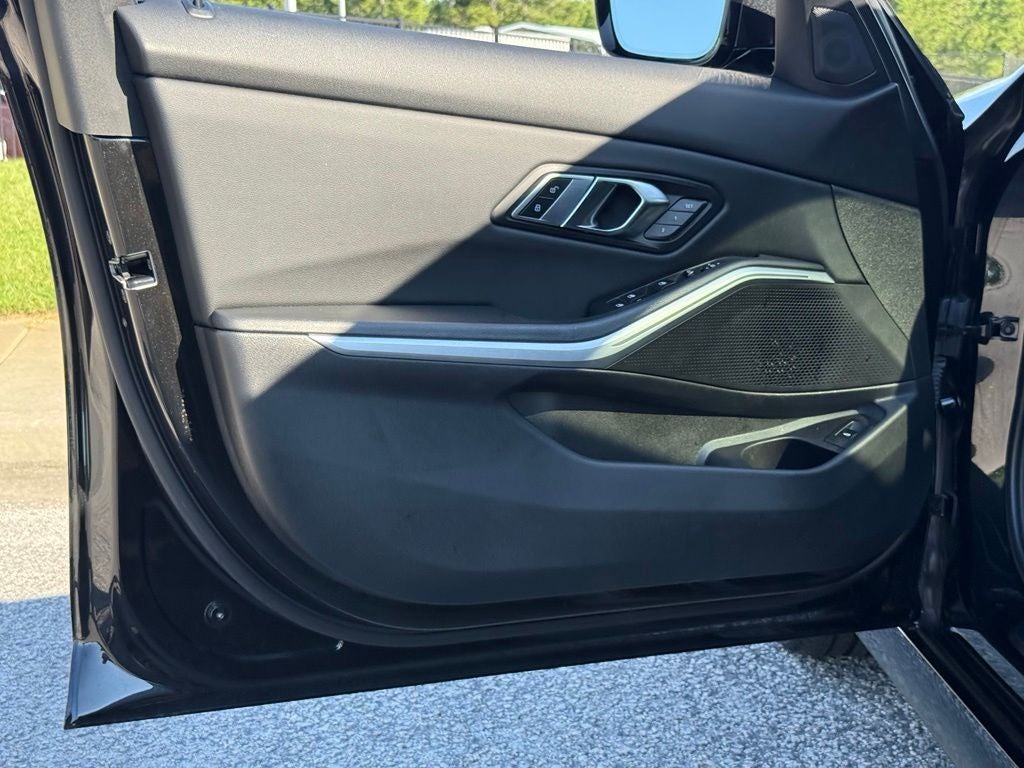 2023 BMW 3 Series 330i xDrive