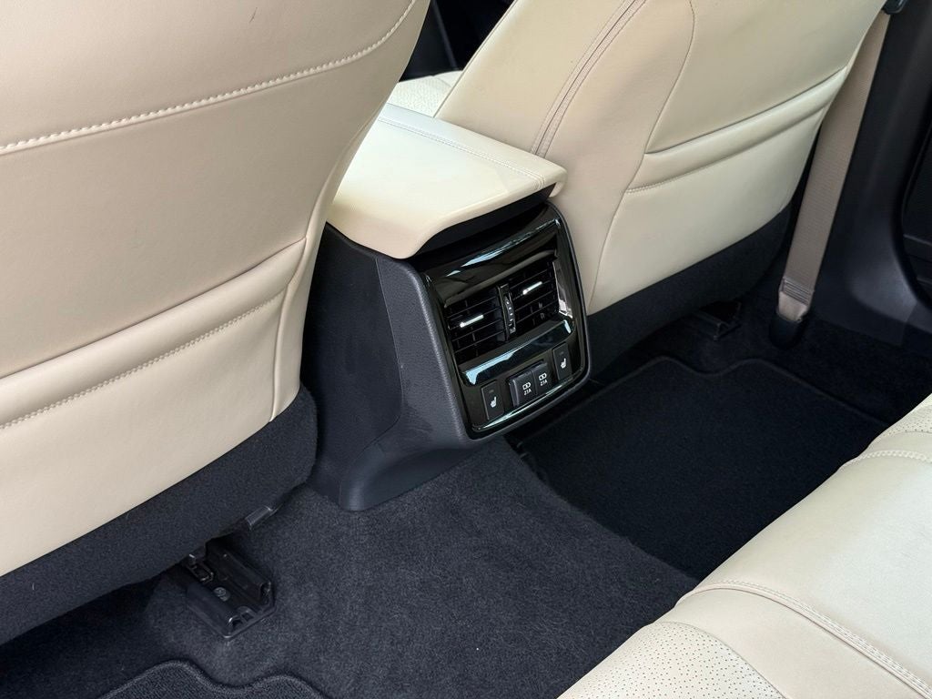 2020 Toyota Avalon Hybrid Limited