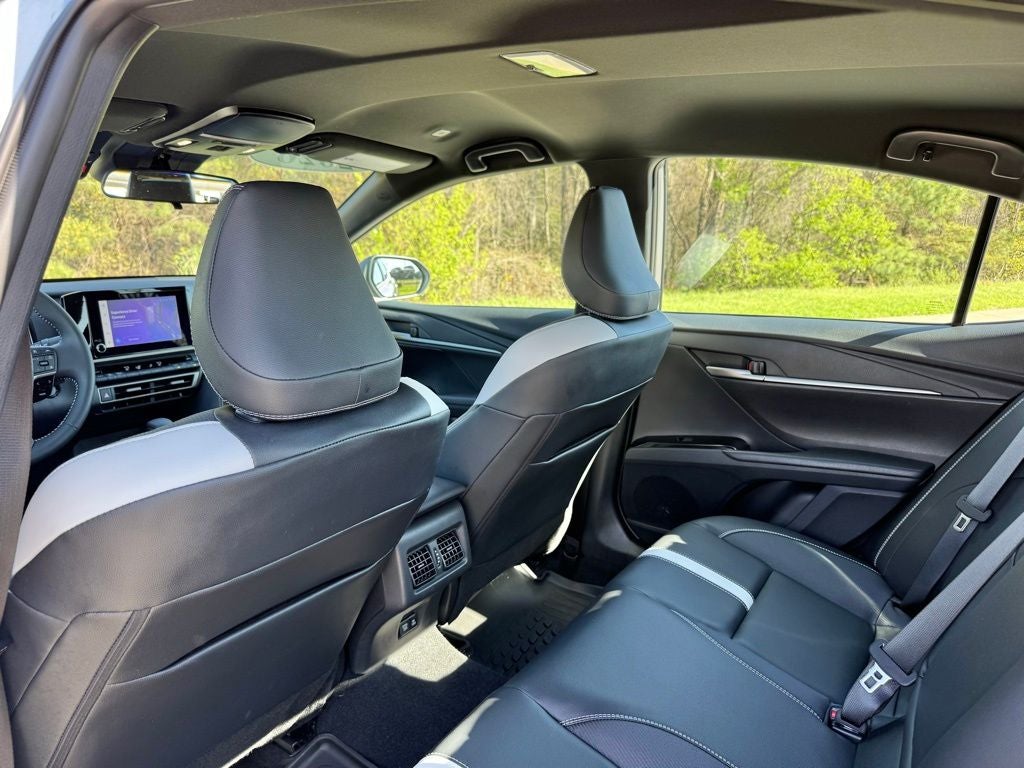 2026 Toyota Camry SE LOW MILES