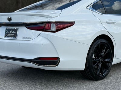 2024 Lexus ES 300h F SPORT Handling Navigation L/Certified Unlimited Mile Warranty