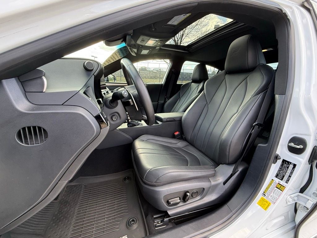 2024 Lexus ES 300h F SPORT Handling Navigation L/Certified Unlimited Mile Warranty