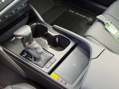 2024 Lexus ES 300h F SPORT Handling Navigation L/Certified Unlimited Mile Warranty