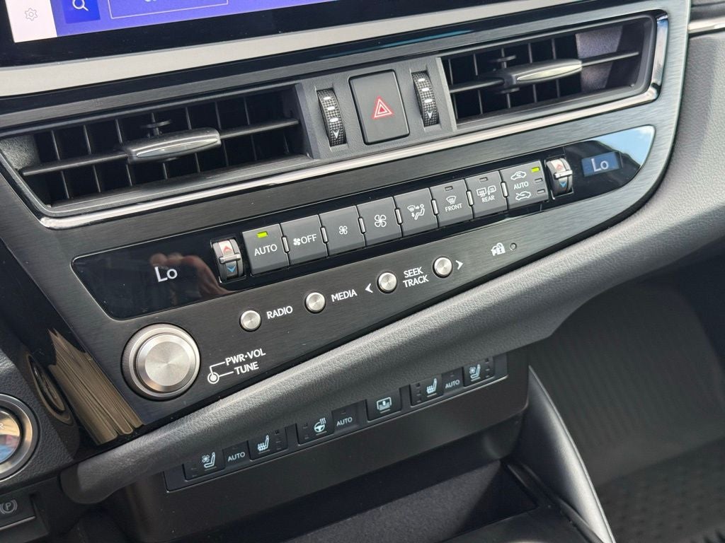 2024 Lexus ES 300h F SPORT Handling Navigation L/Certified Unlimited Mile Warranty