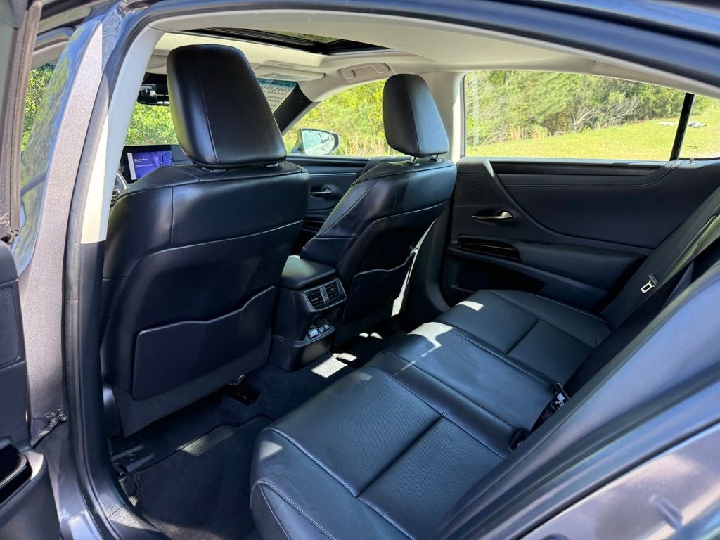 2023 Lexus ES 300h L/Certified Unlimited Mile Warranty