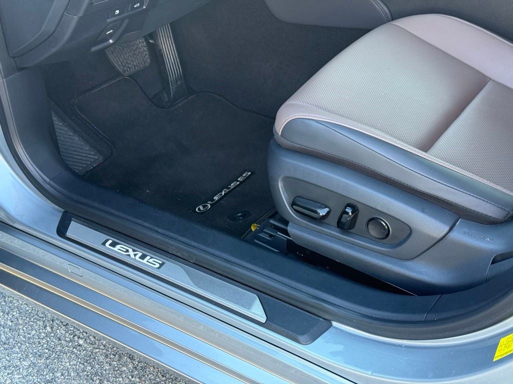 2024 Lexus ES 350 L/Certified Unlimited Mile Warranty