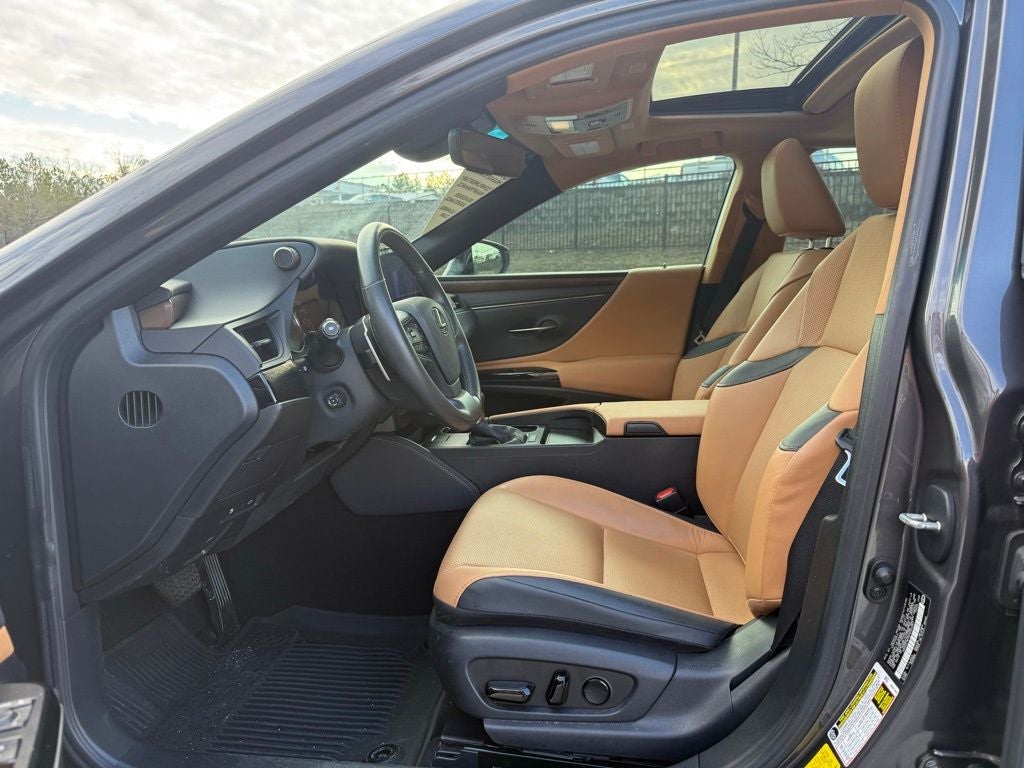 2023 Lexus ES 350 Navigation L/Certified Unlimited Mile Warranty