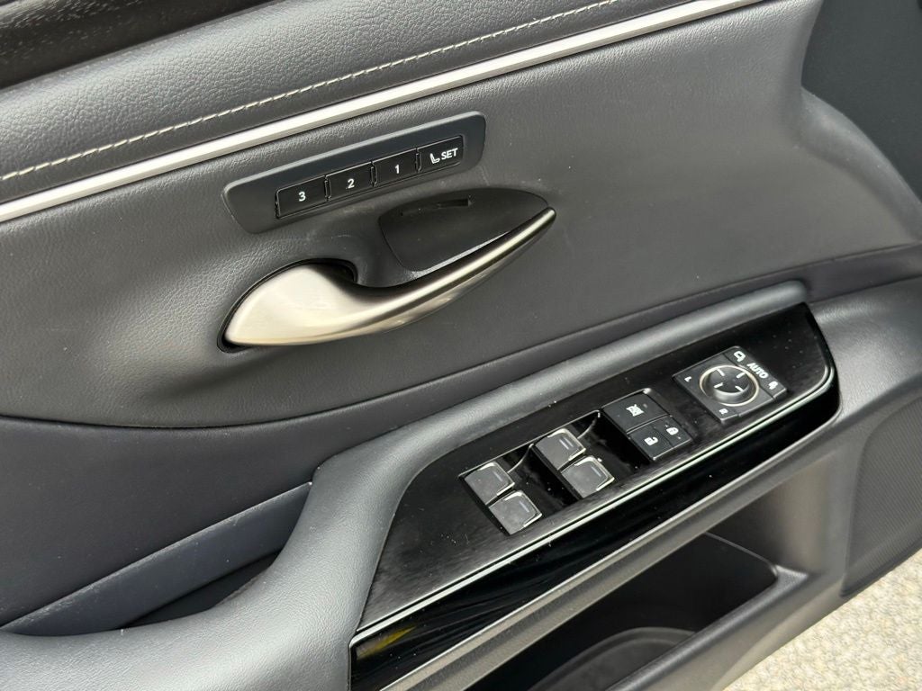 2024 Lexus ES 350 Navigation L/Certified Unlimited Mile Warranty