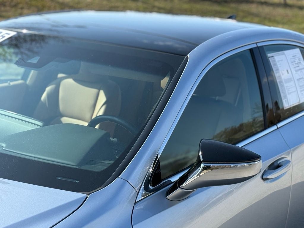 2025 Lexus ES 350