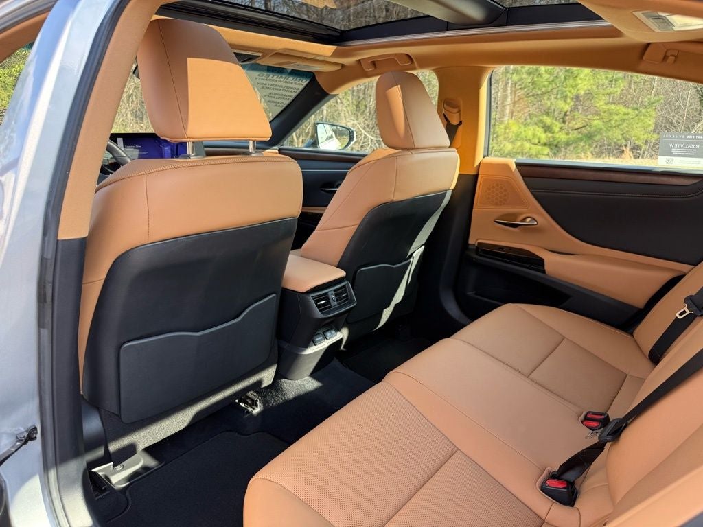 2025 Lexus ES 350