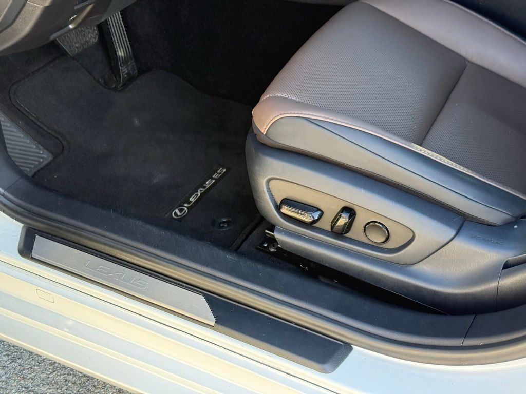 2023 Lexus ES 350 Navigation L/Certified Unlimited Mile Warranty