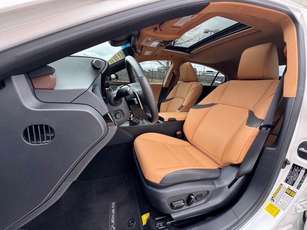 2024 Lexus ES 350 L/Certified Unlimited Mile Warranty