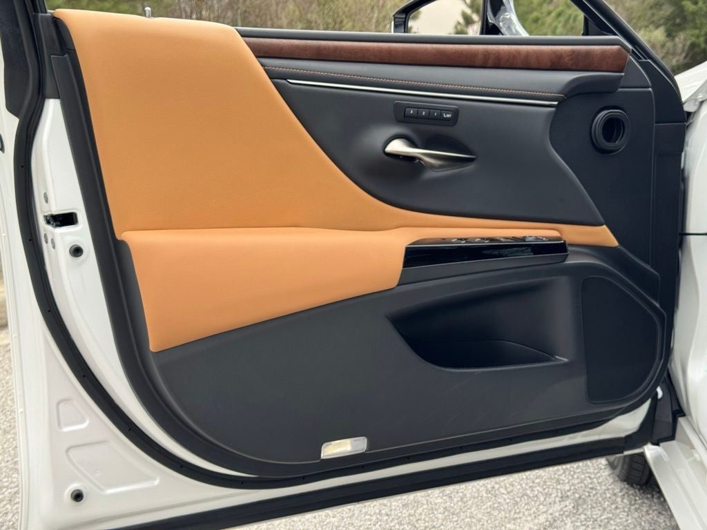 2024 Lexus ES 350 L/Certified Unlimited Mile Warranty