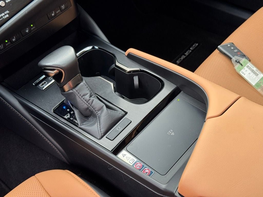 2024 Lexus ES 350 L/Certified Unlimited Mile Warranty