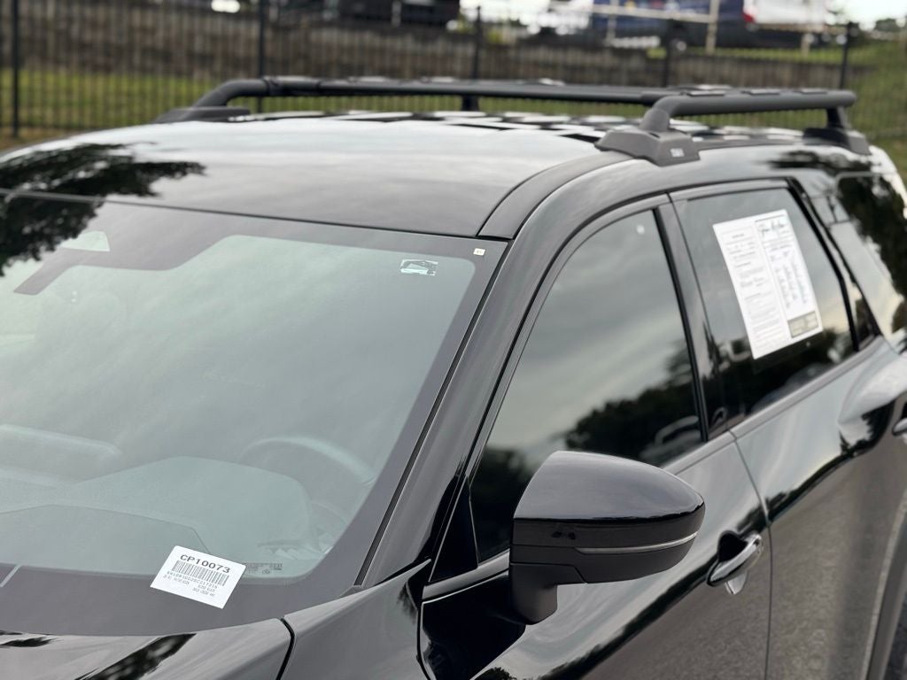 2025 Nissan Pathfinder Rock Creek Second Row Captain Chairs