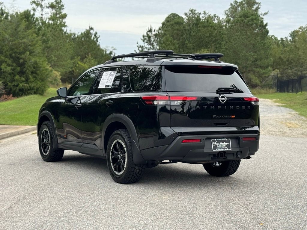 2025 Nissan Pathfinder Rock Creek Second Row Captain Chairs