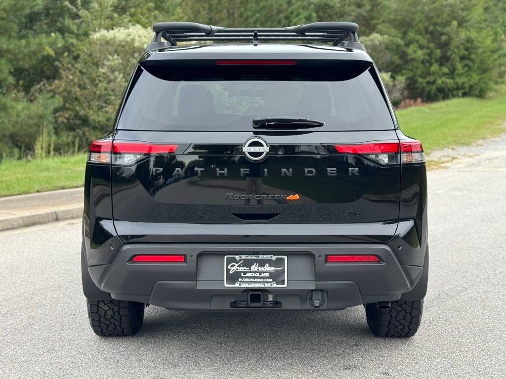 2025 Nissan Pathfinder Rock Creek Second Row Captain Chairs