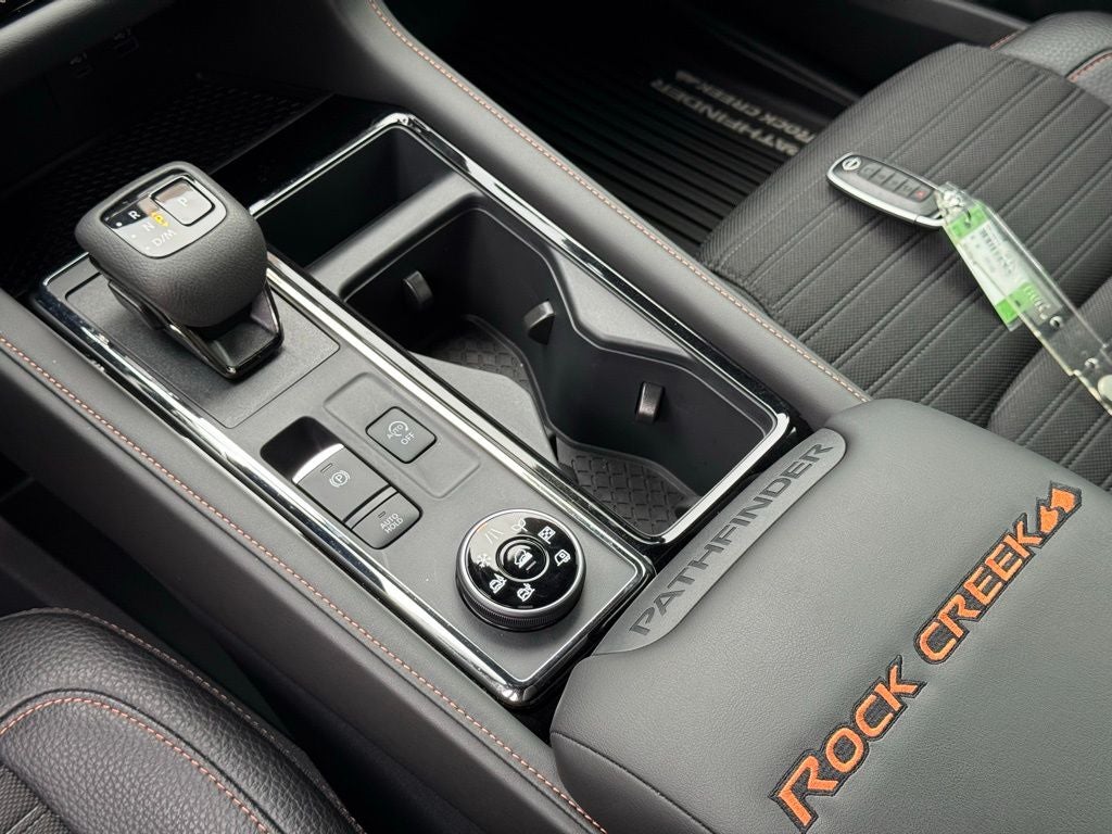 2025 Nissan Pathfinder Rock Creek Second Row Captain Chairs