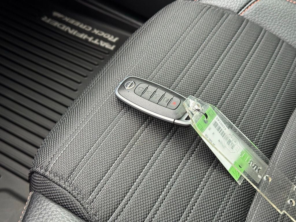 2025 Nissan Pathfinder Rock Creek Second Row Captain Chairs