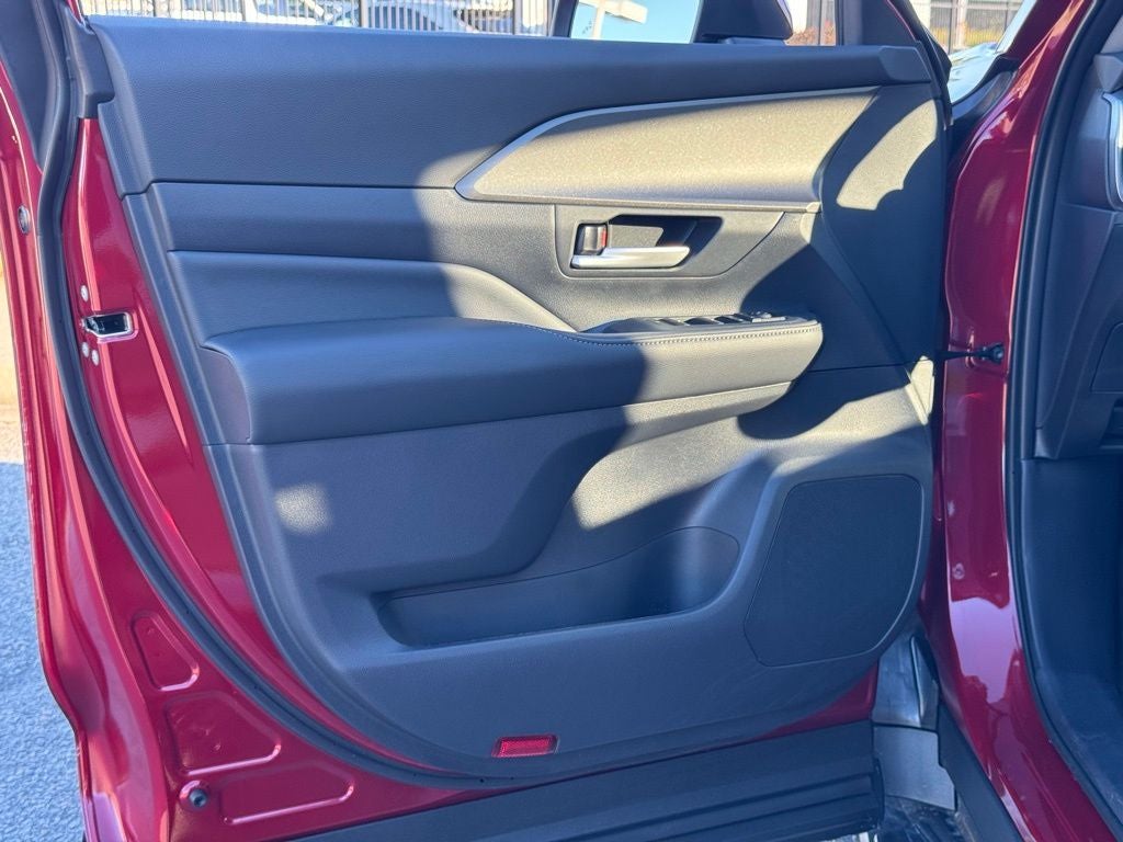 2025 Toyota Grand Highlander LE