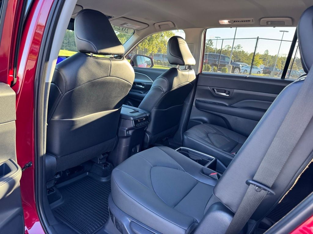 2025 Toyota Grand Highlander LE