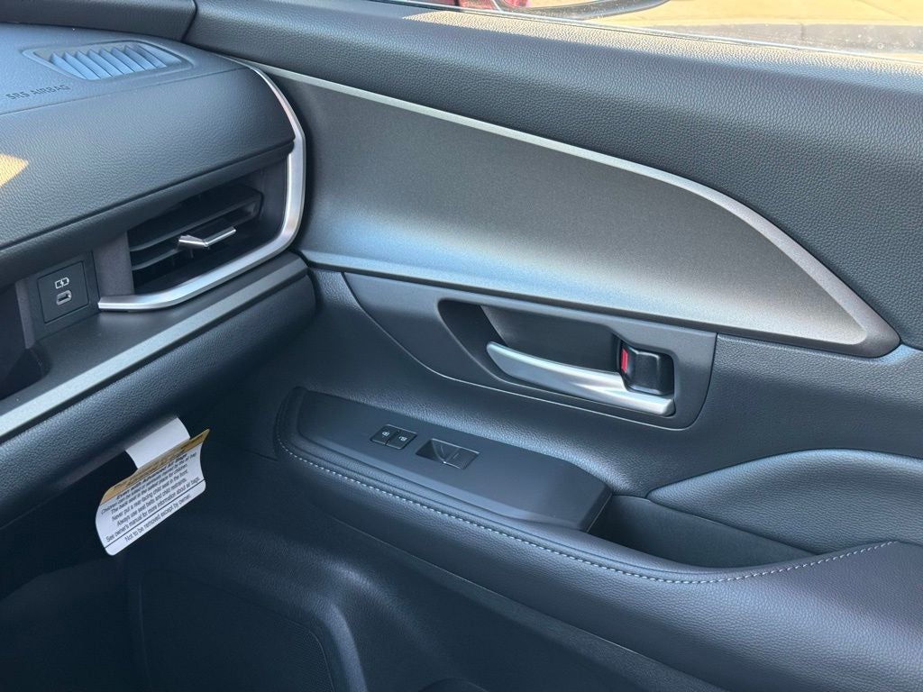 2025 Toyota Grand Highlander LE