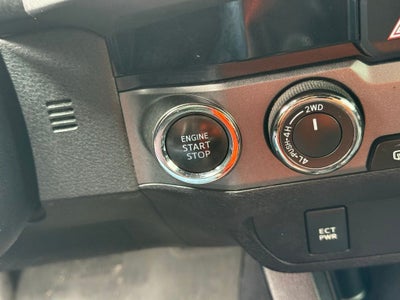 2017 Toyota Tacoma TRD Off-Road V6 Tow Package