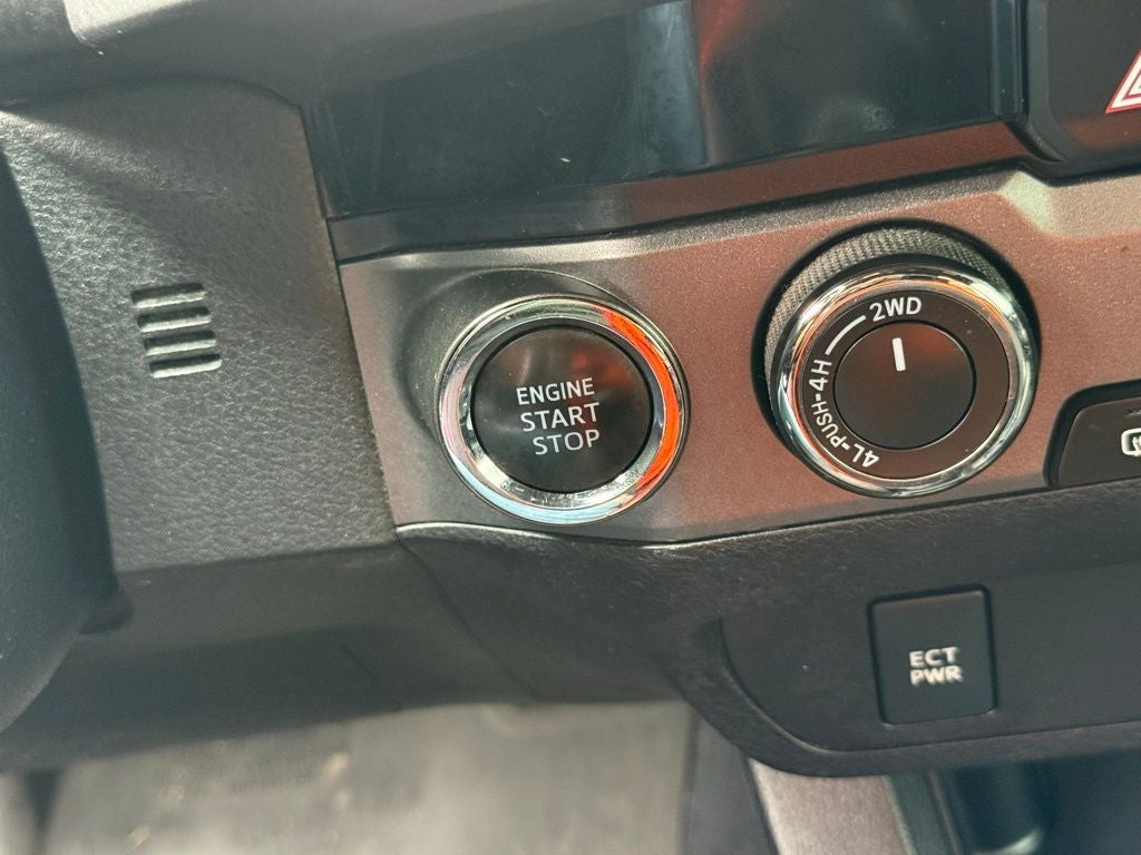 2017 Toyota Tacoma TRD Off-Road V6 Tow Package