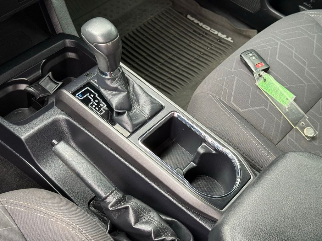 2017 Toyota Tacoma TRD Off-Road V6 Tow Package