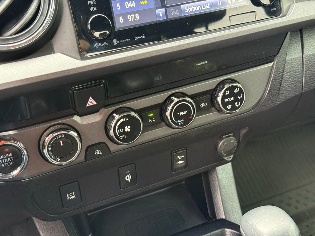 2017 Toyota Tacoma TRD Off-Road V6 Tow Package