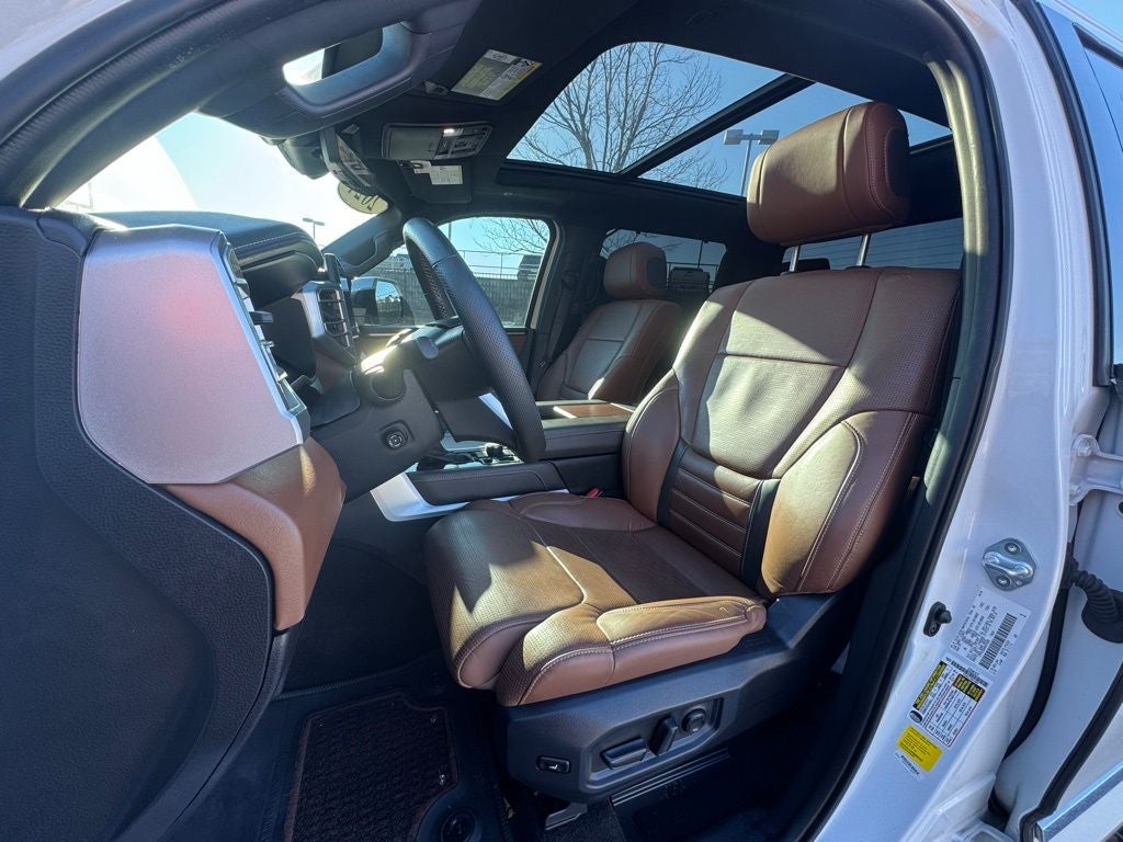 2024 Toyota Tundra Hybrid 1794 Edition 437 hp/583 lb-ft 10-Spd Auto Trans with Sequential