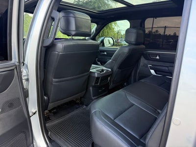 2023 Toyota Tundra Platinum 14-in. Toyota Audio Multimedia w/ Apple CarPlay an