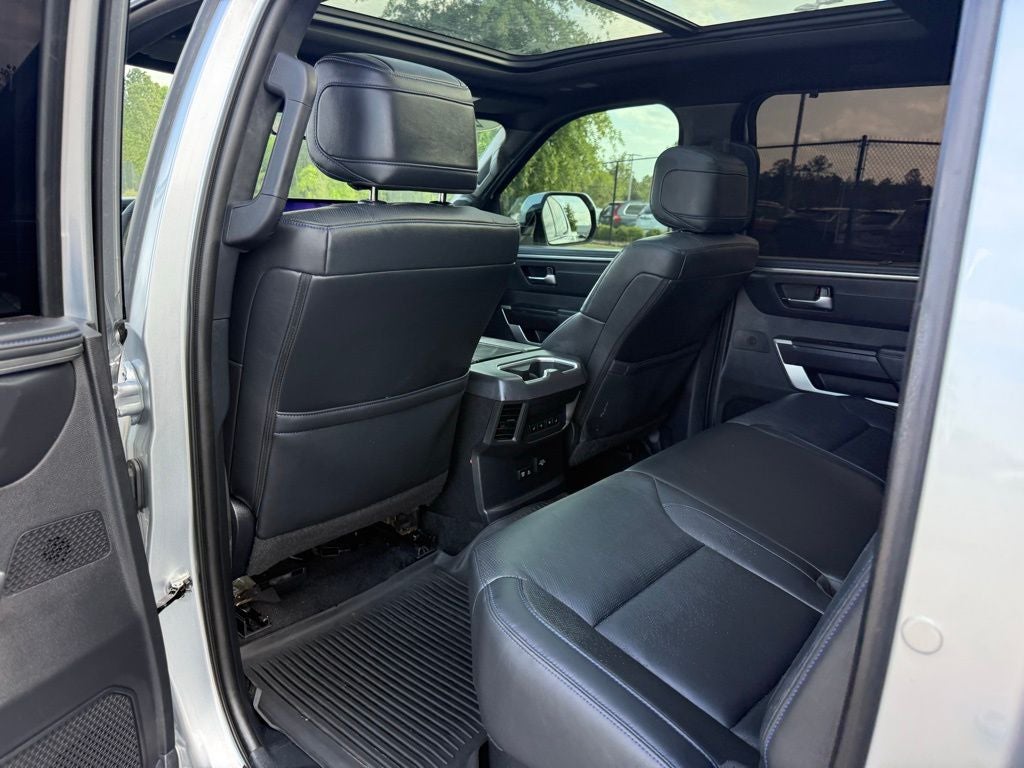 2023 Toyota Tundra Platinum 14-in. Toyota Audio Multimedia w/ Apple CarPlay an