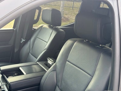 2025 Toyota Tundra Hybrid Platinum 437 hp/583 lb-ft 10-Spd Auto Trans with Sequential