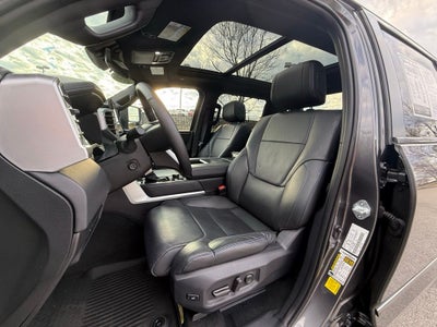 2025 Toyota Tundra Hybrid Platinum 437 hp/583 lb-ft 10-Spd Auto Trans with Sequential