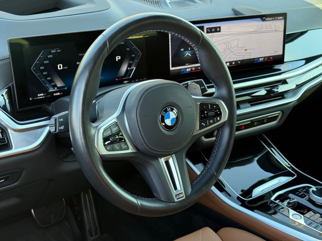 2025 BMW X5 M60i