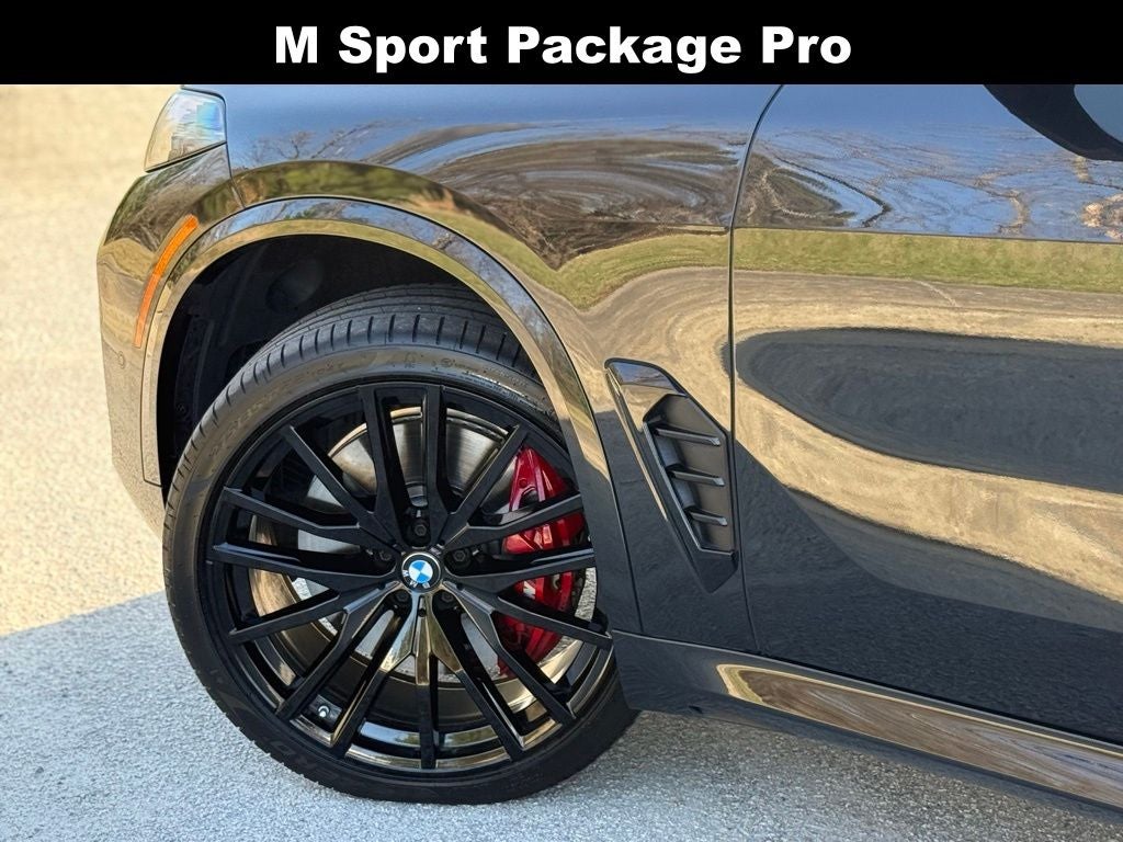 2025 BMW X5 M60i