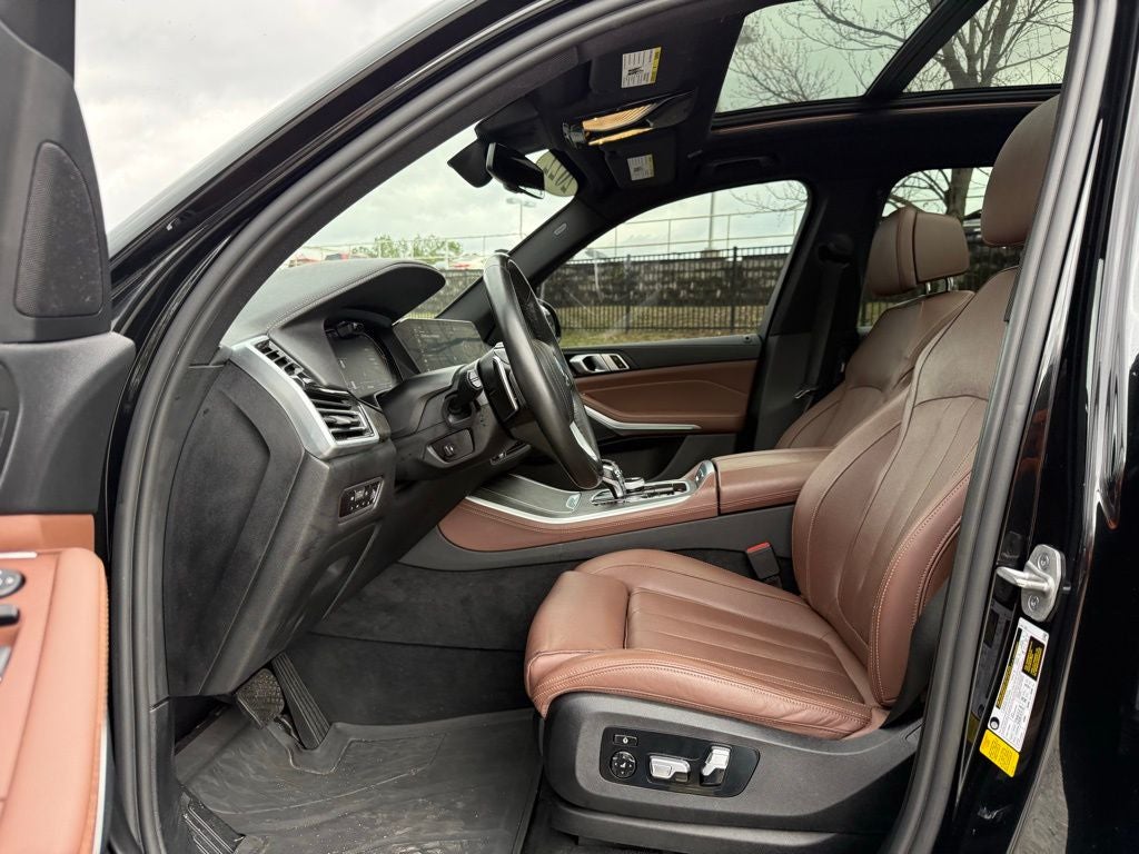 2022 BMW X5 sDrive40i Luxury Professional Driver Assist Package