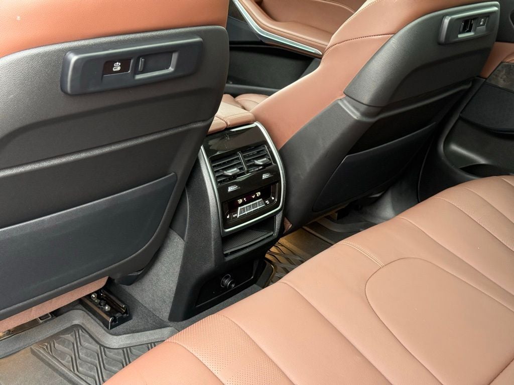 2022 BMW X5 sDrive40i Luxury Professional Driver Assist Package