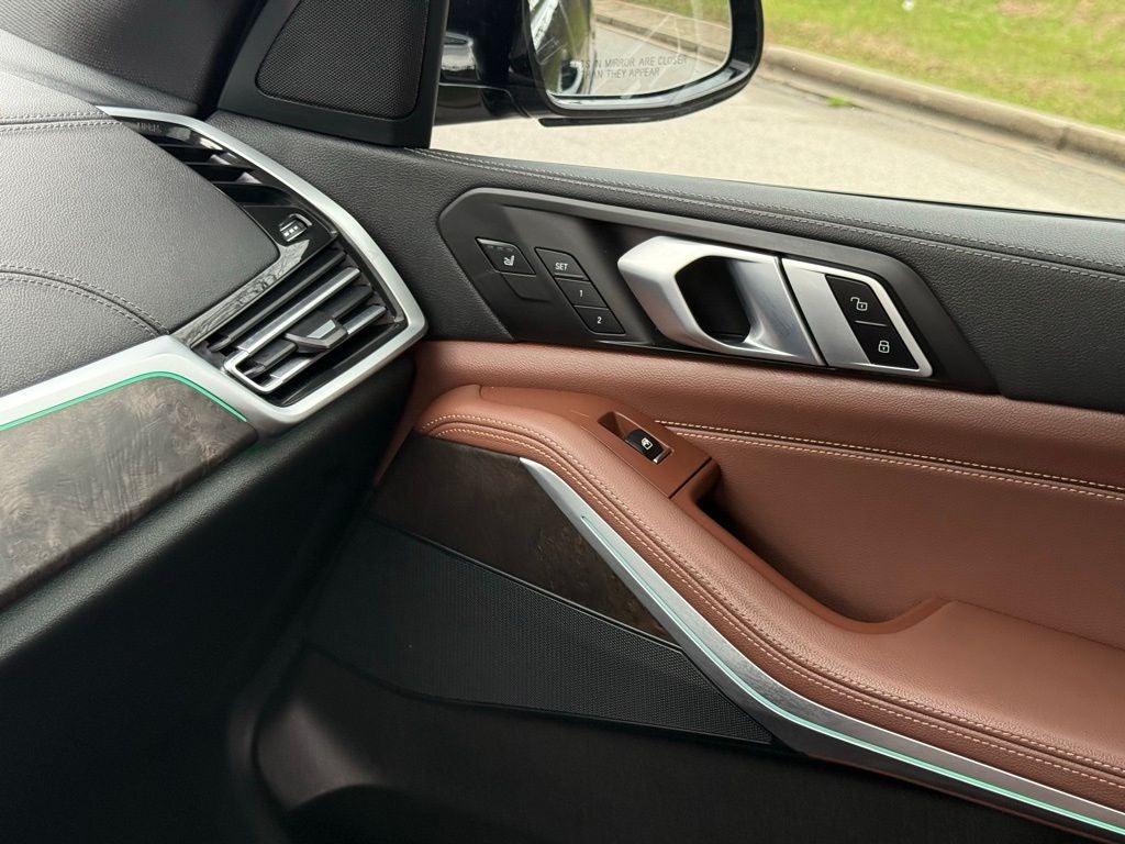 2022 BMW X5 sDrive40i Luxury Professional Driver Assist Package