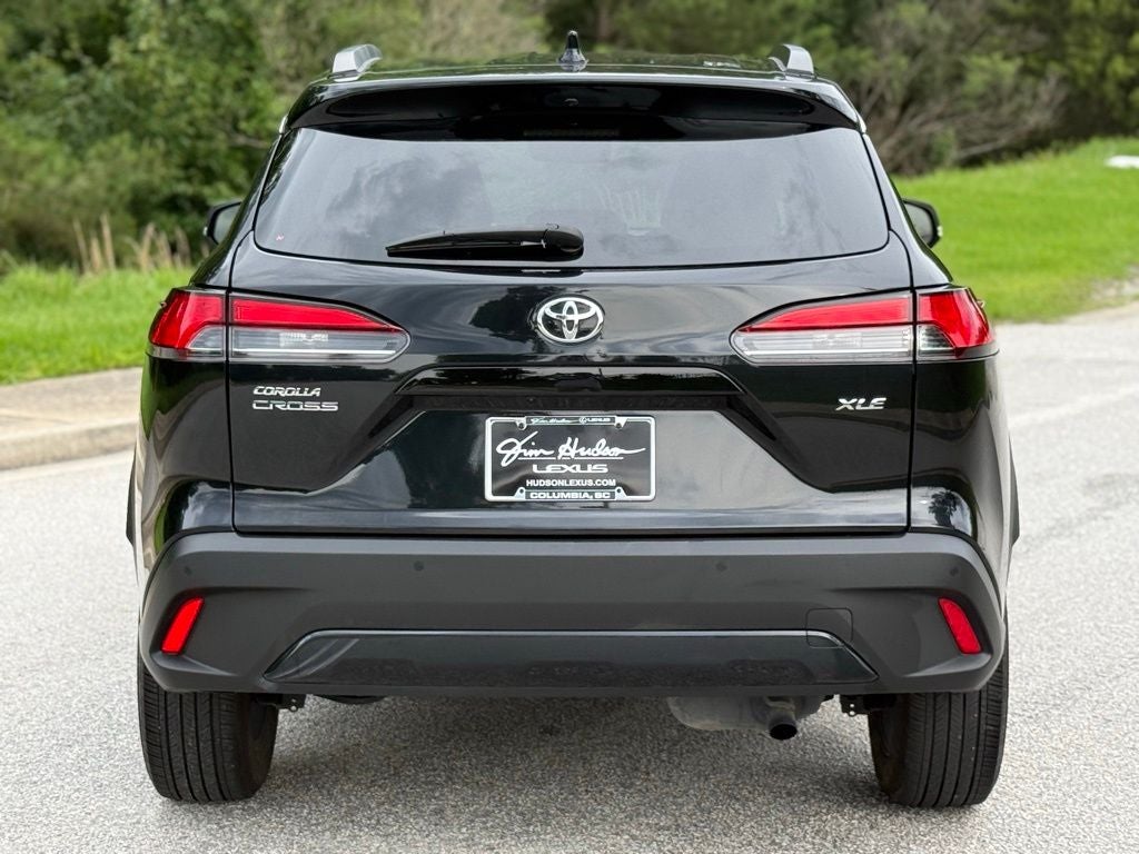 2025 Toyota Corolla Cross XLE