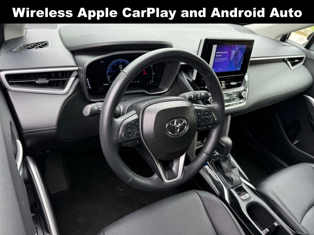 2025 Toyota Corolla Cross XLE
