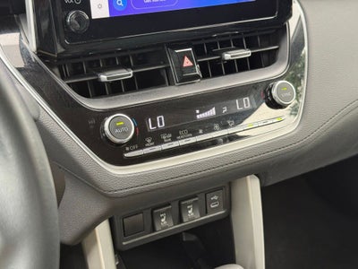 2025 Toyota Corolla Cross XLE