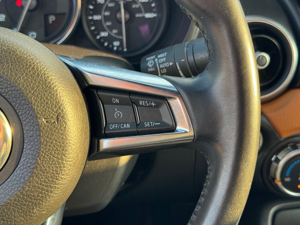 2020 FIAT 124 Spider Lusso Navigation and Sound Group