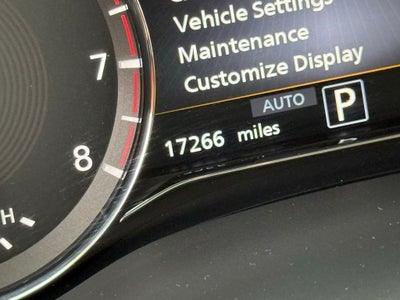 2023 INFINITI QX80 Premium Select