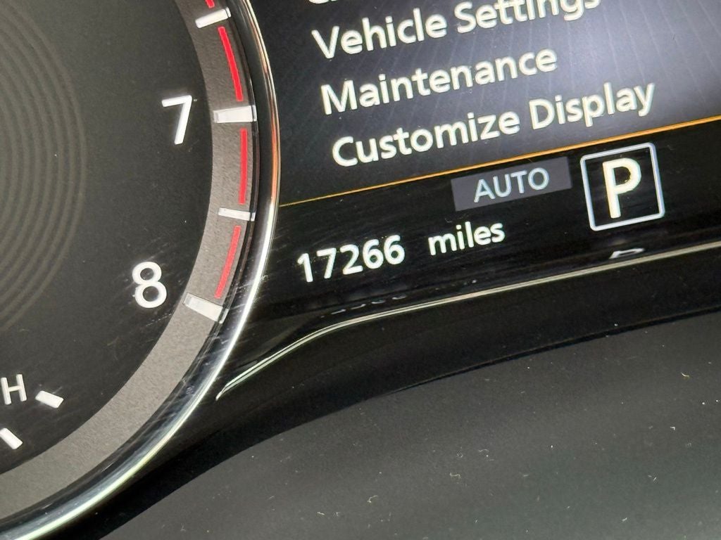 2023 INFINITI QX80 Premium Select